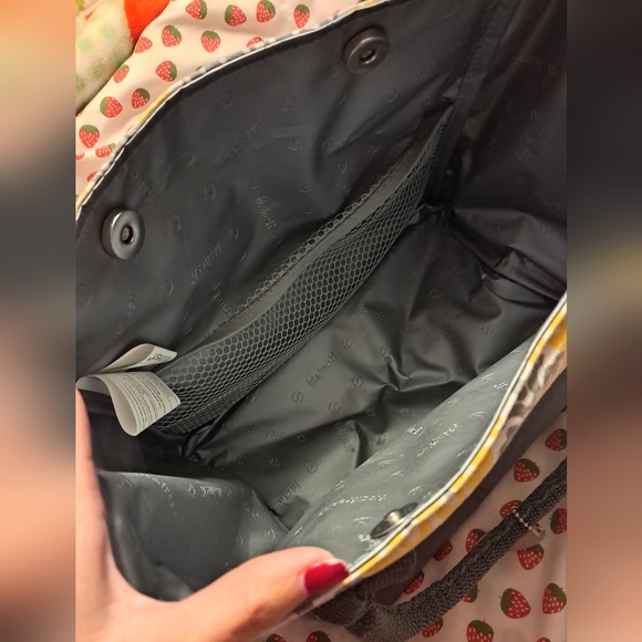 4/$15 🌻 Fit & Fresh Grey & Yellow Patterned Insulated Lunch Bag - Picture 6 of 7